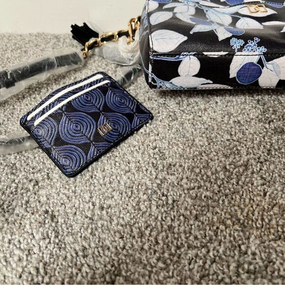 ❄️ Winter Sale! ❄️ New | DENA Camera Bag Crossbody Handbag with Card Case - Picture 9 of 10